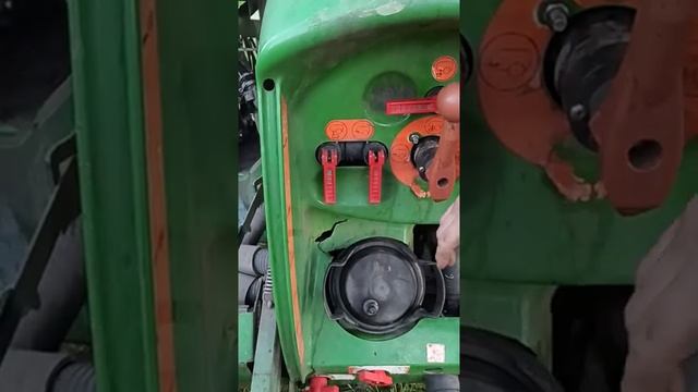 Органы управления опрыскивателя Amazon UX 5200 смотреть онлайн