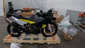 The FIRST Husqvarna Norden 901 Unboxing on YOUTUBE! (Excited)