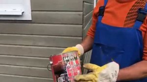 Покрытие вагонки защитной цветной лазурью Holzlasur