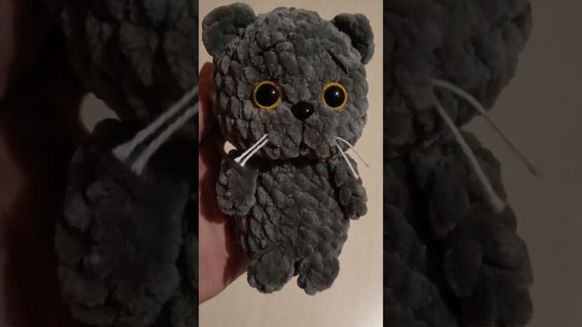 Приглашаю связать мини котика. Ссылка на МК в описании и в закреплённых комментариях. смотреть онлайн