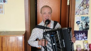 Крыша дома=кавер на баяне=на песню Юрия Антонова.