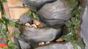 Оригинальный водопад в классной беседке.