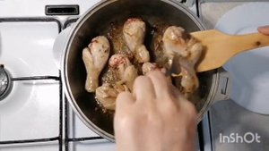 Муж был доволен когда попробовал армянское блюдо хохоп куриные голени с гранатом на обед