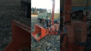 Eicher 566 Turbo mit Farmi CH160 Holzschredder