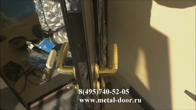 Входные двери со стеклом и ковкой смотреть онлайн