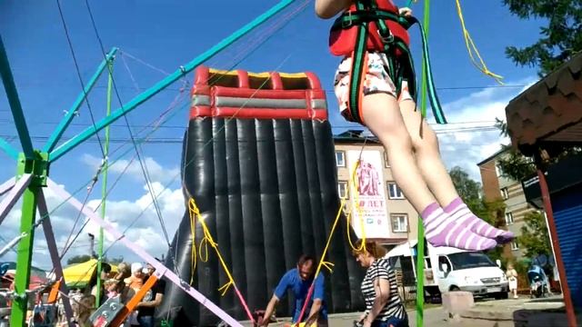 76 Тарзанка батут кузнечик Киржач смотреть онлайн