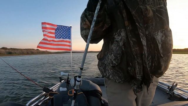 CALIFORNIA DELTA TROLLING STRIPED BASS | YO ZURI OVER RAPALA 2-1 смотреть онлайн