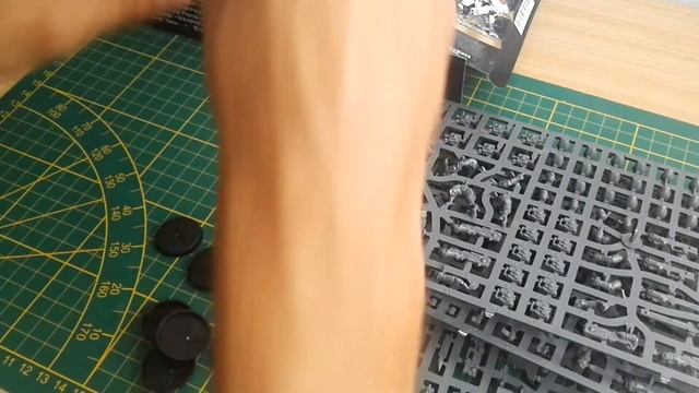 Анбокс: Tau Empire Fire Warriors. смотреть онлайн