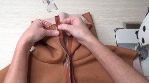 Как идеально вшить молнию в трикотажный джемпер. Все секреты в одном видео.