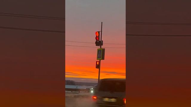 ЗАКАТ - ВСЕ ОТТЕНКИ КРАСНОГО🔥😍💗СЕВЕРНЫЙ ЗАКАТ НА ОБИ #хмао #сургут #лайф #vlog смотреть онлайн