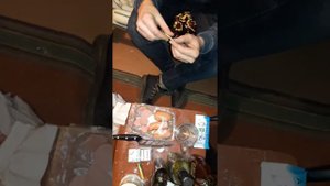 Как реагирует латекс на температуру. Величайший профессор провел тест.