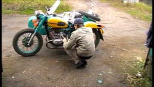 Первый запуск двигателя в этом году мотоцикла Урал М-67