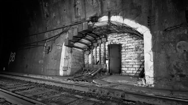 Это нашли на станции Спартак и ее закрыли - Жуткие легенды Московского метро смотреть онлайн