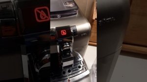 кофемашина Philips Saeco Syntia Type HD 8836/ HD 8837