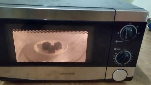 Розжиг угля для кальяна в микроволновке. Опасности. смотреть онлайн