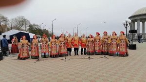 "Матушка Россия" - Вокальная группа "Криницы". Выступление на набережной Благовещенск  09.05.2021.
