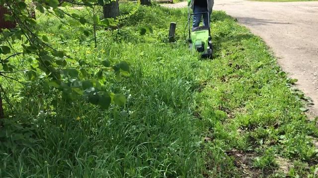 Стрижка газона. смотреть онлайн