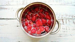 Желе из клубники без желатина на зиму