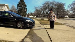 Автопилот электрокара Tesla испытали на ребенке