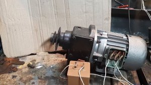 Мотор редуктор 380 V. 0,75 КВТ. 1480 об/мин