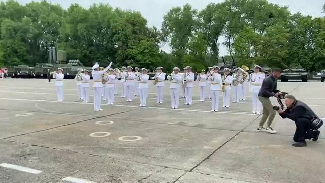 ПАРАД В БАЛТИЙСКЕ ДЕНЬ ВМФ 2022.mp4 смотреть онлайн