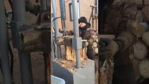 Дровокол гидравлический (гидроколун)