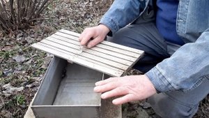 ПАСЕКА.ПЧЕЛОВОДСТВО. Поилка для пчёл, изготовление и применение.