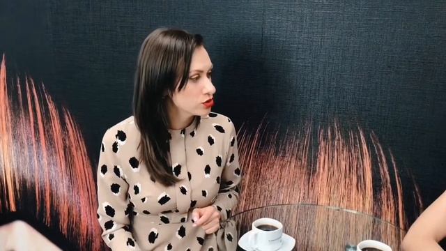 ПОЧЕМУ профессию ПАРИКМАХЕР считают несерьезной? смотреть онлайн