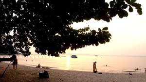Кози Бич (Cosy Beach), закат на море, Паттайя, Таиланд, Сиамский залив. Закат солнца на море