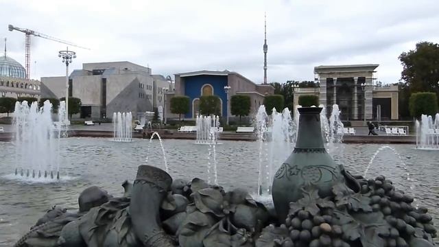 КОЛХОЗНИКИ В МОСКВЕ/ТУДА НЕ ТАК ПРОСТО ПОПАСТЬ/ВДНХ смотреть онлайн