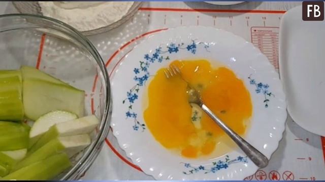 Хрустящие кабачки с начинкой в кляре без жарки и масла. Готовлю их все лето смотреть онлайн