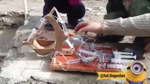 Робототехника в Дагестане... дети прикольно придумали...