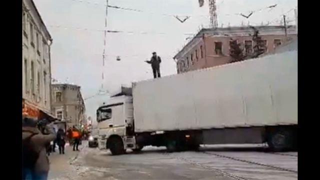 Как Мужик Справедливости Добивался смотреть онлайн