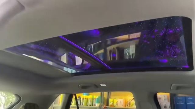 Volkswagen Touron installed bright starry sky film effect display?#ambient #car #led #starfilm смотреть онлайн