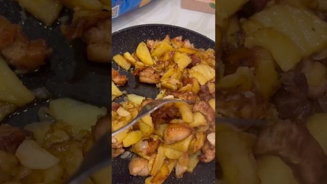 Жареная картошка с мясом