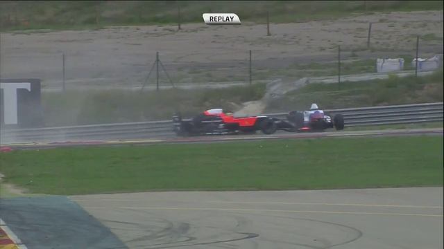 Eurocup Formula Renault 2.0 2016. Race 2 Aragón. Nerses Isaakyan Flip On Last Lap смотреть онлайн