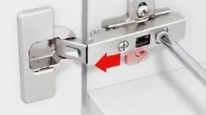 КАК ОТРЕГУЛИРОВАТЬ ДВЕРЦЫ У ШКАФА.