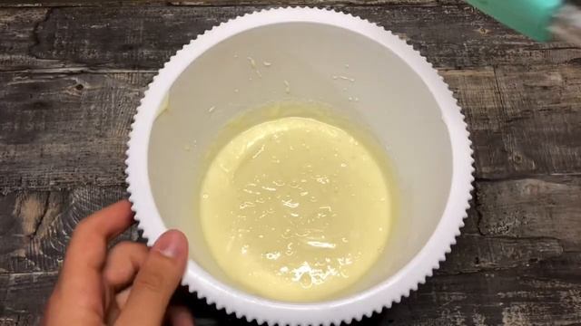 Я взяла сгущенку и лимон и через 15 минут угощение готово! Очень просто! смотреть онлайн