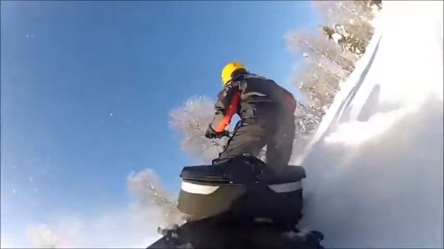 Крепление RAM Mounts для камеры GoPro на снегоходе смотреть онлайн