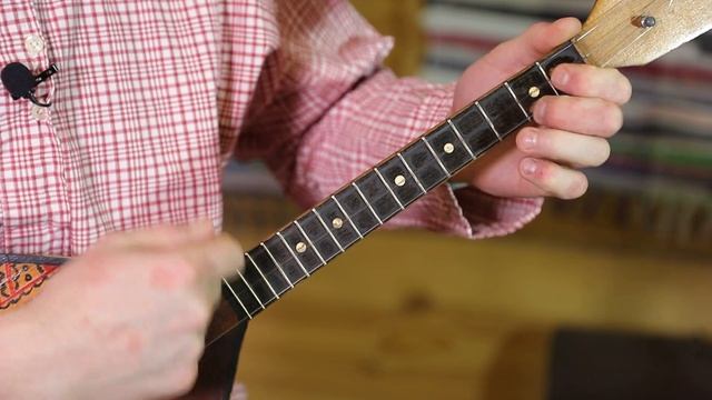 Уроки игры на БАЛАЛАЙКЕ | Наигрыш "Подгорная" с вариациями смотреть онлайн