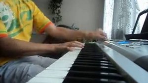 Yamaha DGX-220