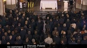 Poland: mass held in memory of the victims of the plane...