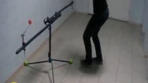 Тренажер для настольного тенниса