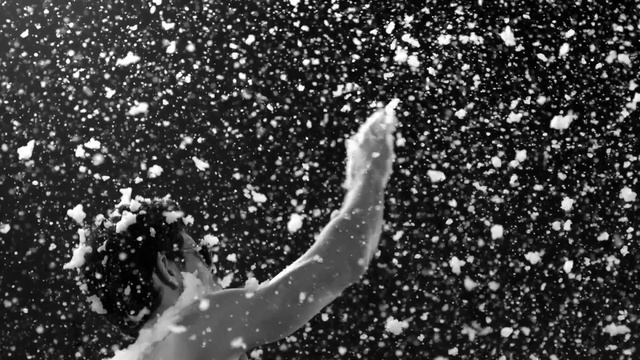 MEN EXPERT SHOWERS "CLUBBER" смотреть онлайн