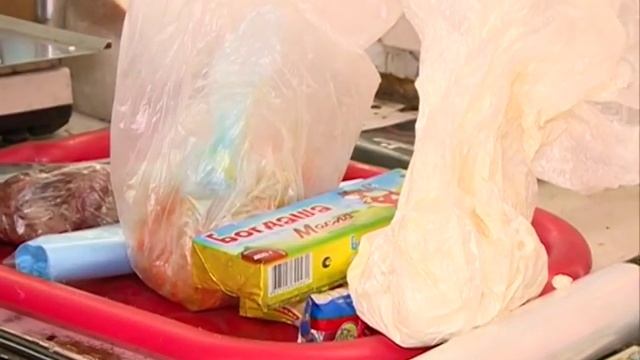 «Доверяй, но проверяй!» В Ельце продолжаются проверки торговых точек смотреть онлайн