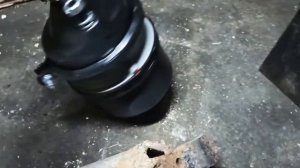 Вольво FH12 Теперь делаем ручник на тягаче.