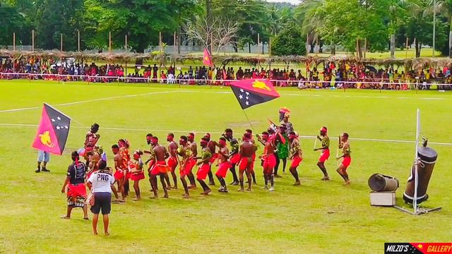 Milne Bay Cultural Dance Group in West New Britain | Mosa | Kimbe| West New Britain | PNG | NewEdit смотреть онлайн