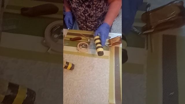 Делаем "Пчелку" из пластиковых бутылок смотреть онлайн