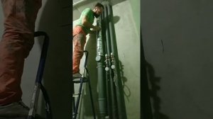 Переделали действующий канализационный стояк на первом этаже. Шумоизоляция канализации. Ремонт СПб