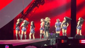 Twice - Go Hard Live at SoFi Stadium Los Angeles 6/10/23